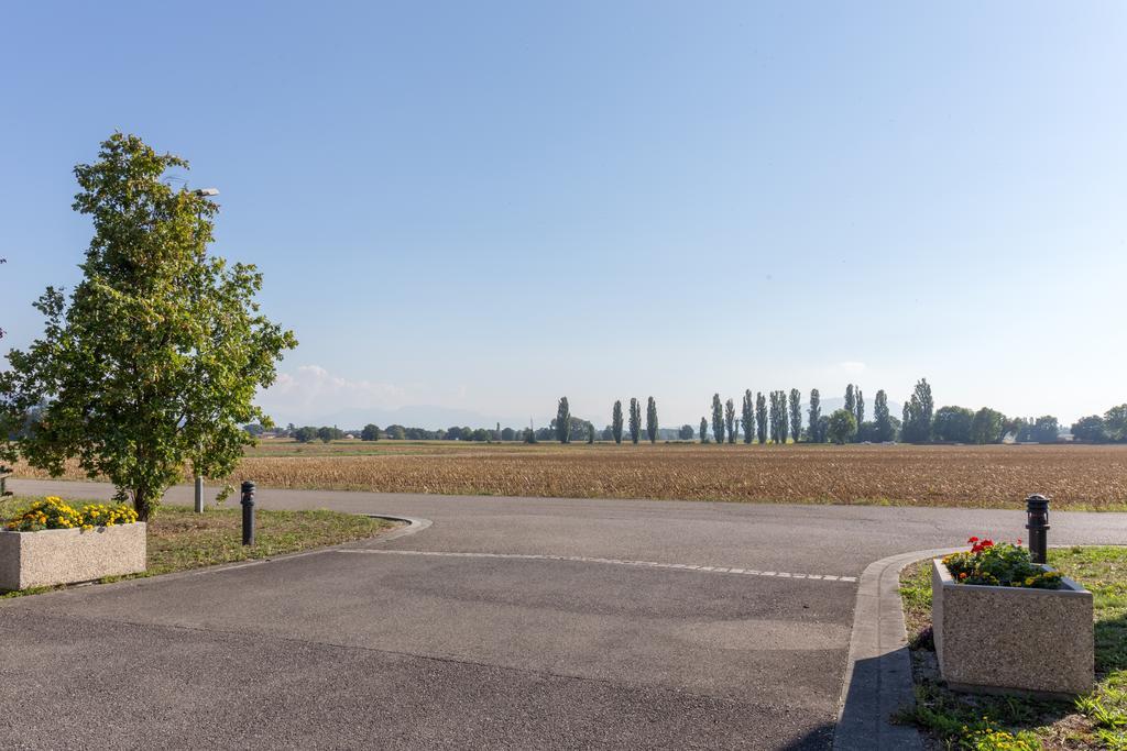 Adonis Excellior Grand Geneve Apart otel Veigy-Foncenex Dış mekan fotoğraf